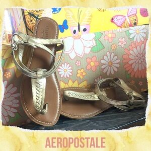 🍀Aeropostale Metallic Gold Sandals